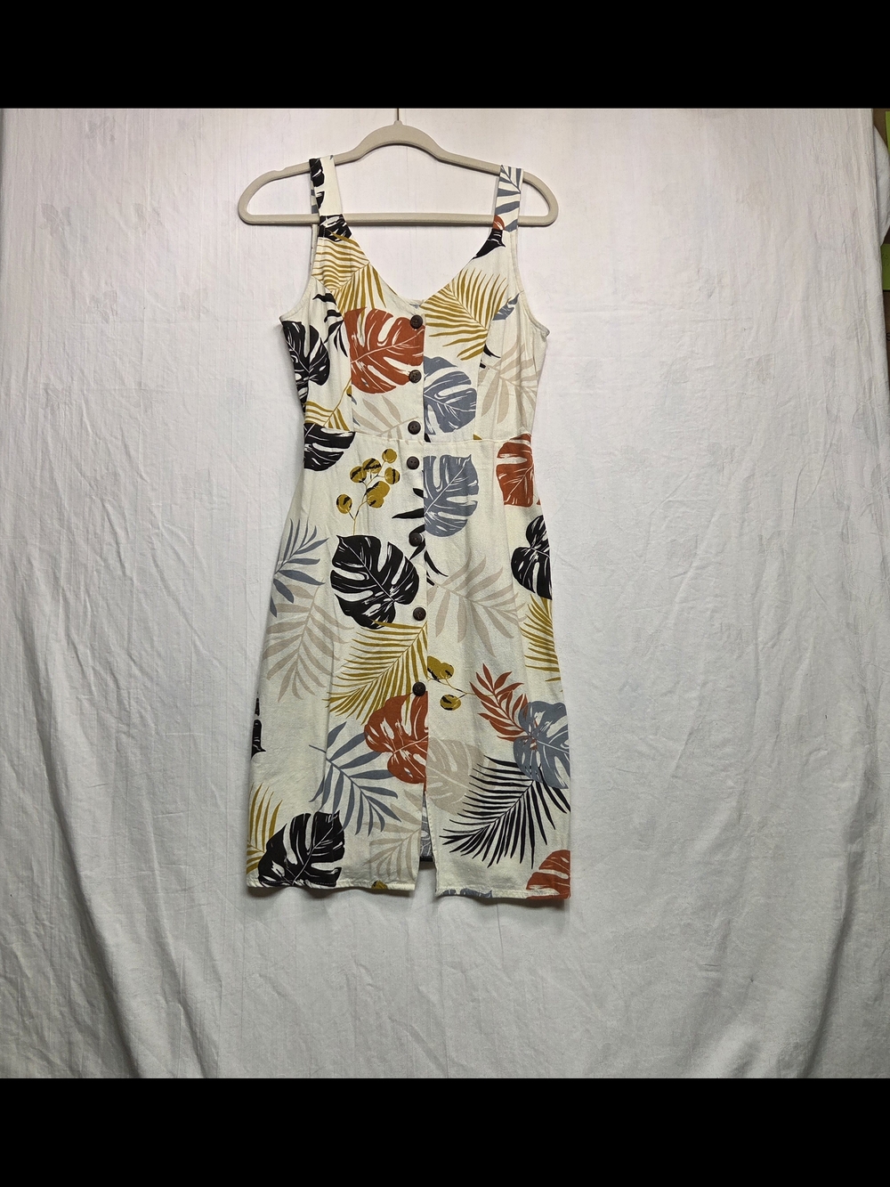 Monteau Los Angeles sleeveless midi dress in women’s size small. #0226
